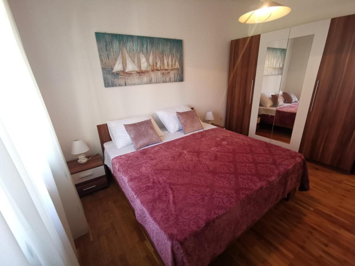 Apartments Mila Kaštela Eksteriør bilde