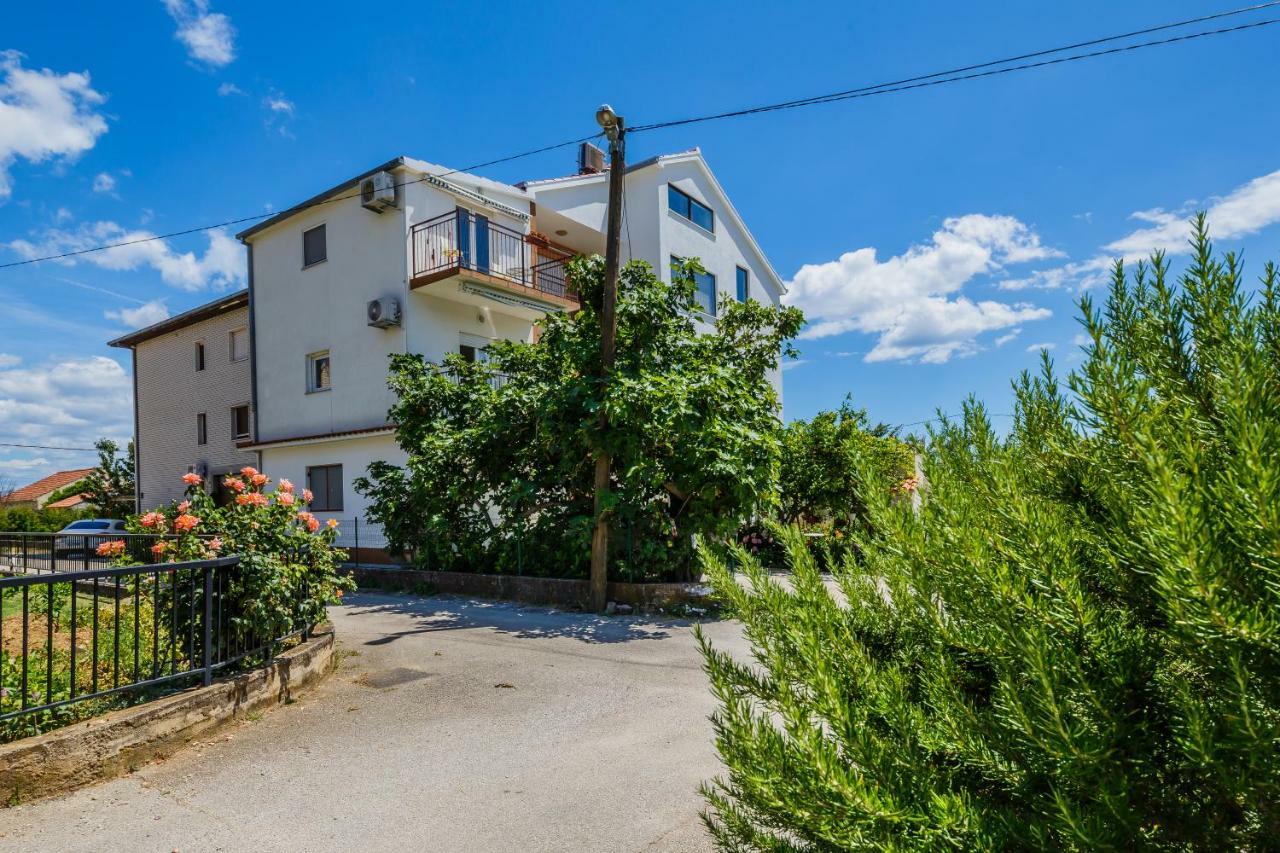 Apartments Mila Kaštela Eksteriør bilde