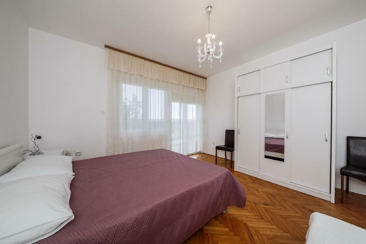 Apartments Mila Kaštela Eksteriør bilde