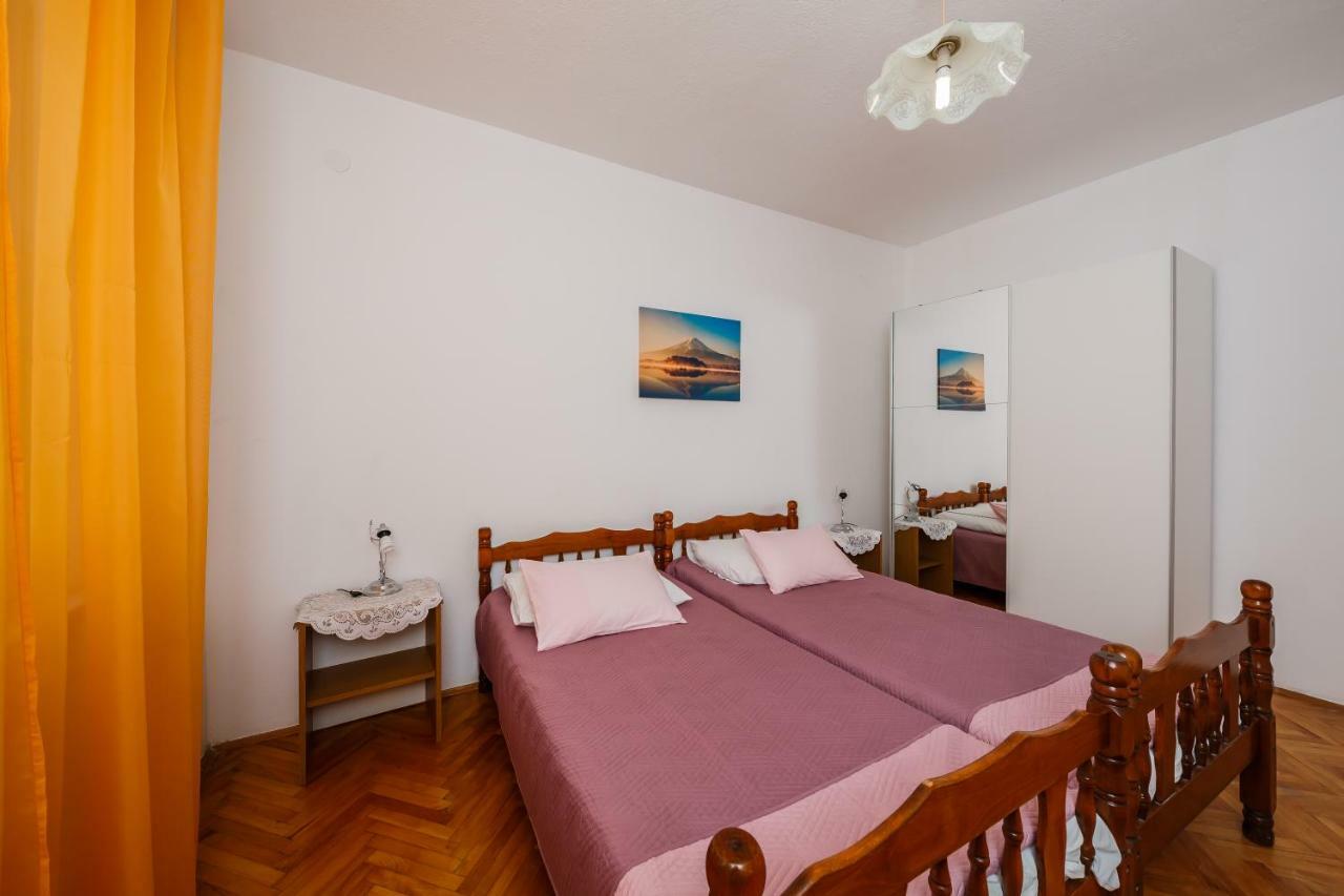 Apartments Mila Kaštela Eksteriør bilde