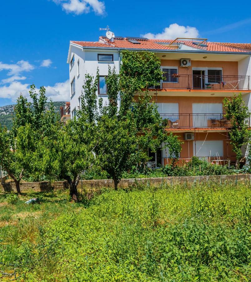 Apartments Mila Kaštela Eksteriør bilde