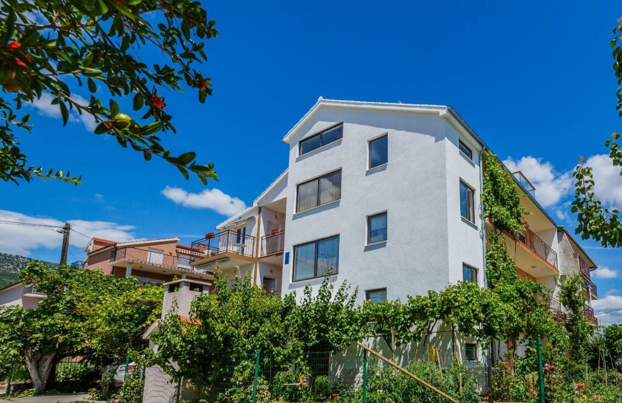 Apartments Mila Kaštela Eksteriør bilde
